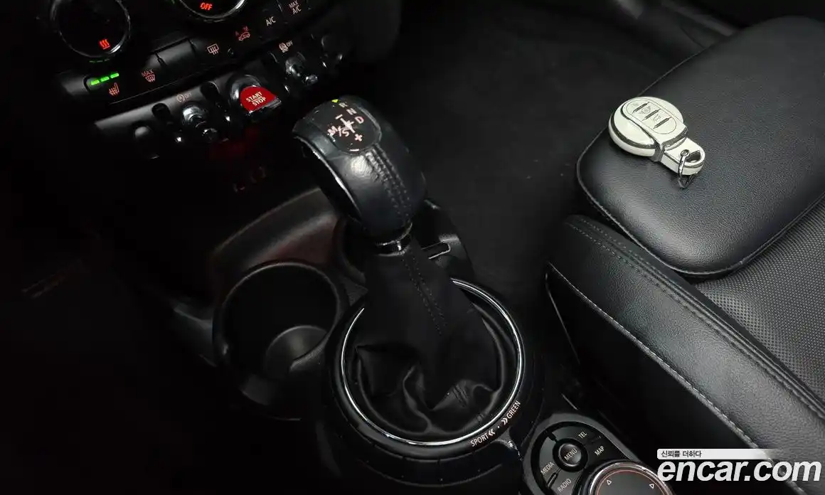 Mini Cooper 2017 1.5 гидро в Москве № 825365, фото 9