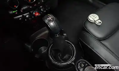 Mini Cooper 2017 1.5 гидро в Москве № 825365, миниатюра 9