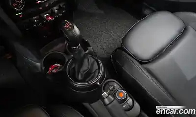 Mini Cooper 2017 1.5 гидро в Москве № 825384, миниатюра 9