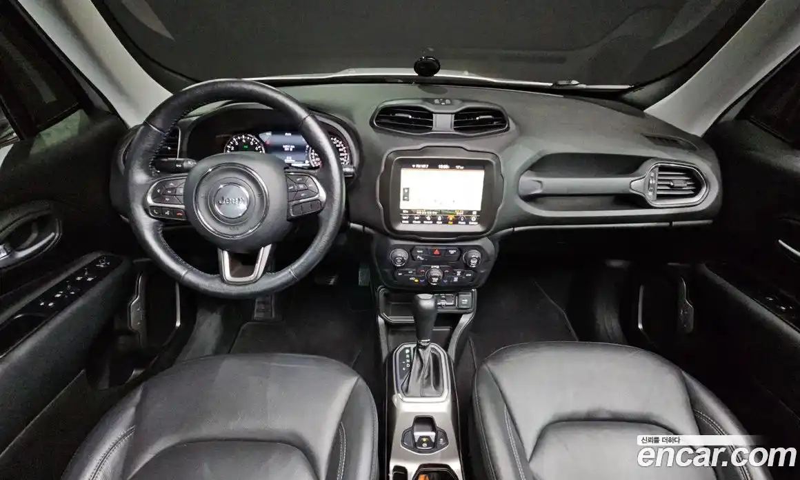 Jeep Renegade 2019 2.4 гидро в Москве № 826578, фото 7