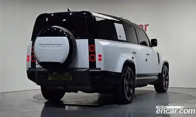 Land Rover Defender, 2024