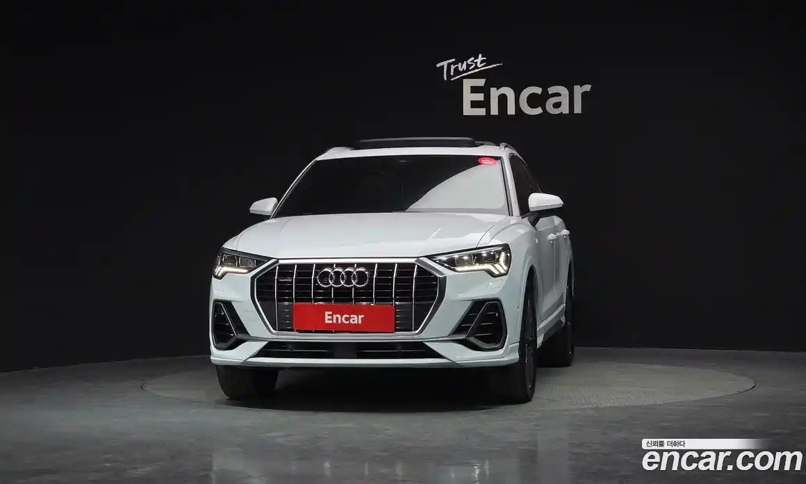 Audi Q3 2023 2.0 гидро в Москве № 859729, фото 3