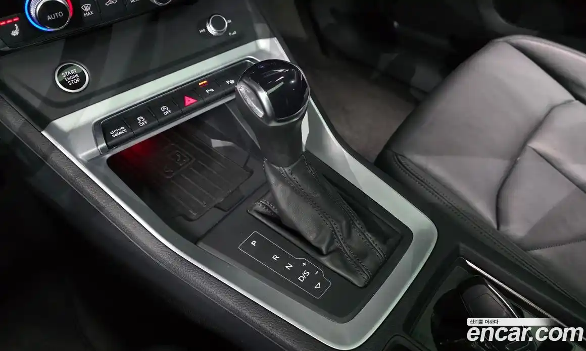 Audi Q3 2023 2.0 гидро в Москве № 859729, фото 9