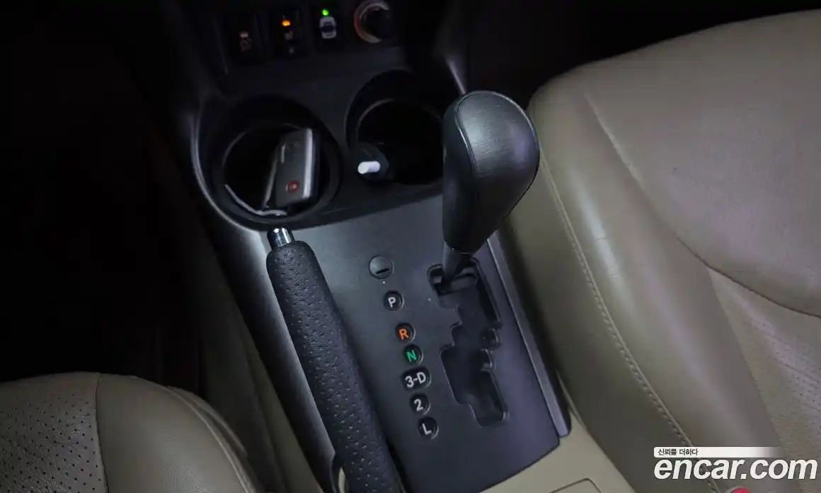 Toyota RAV4 2010 2.5 гидро в Москве № 863001, фото 9
