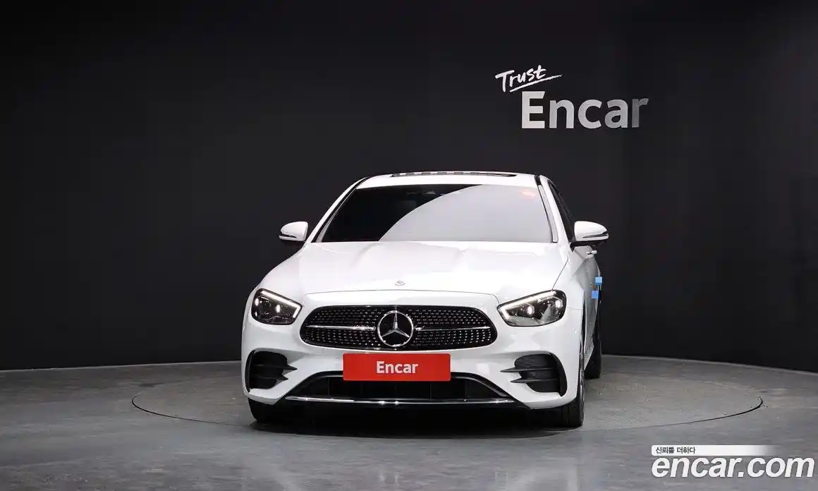 Mercedes-Benz E-Class 2022 1.9 гидро, фото 3