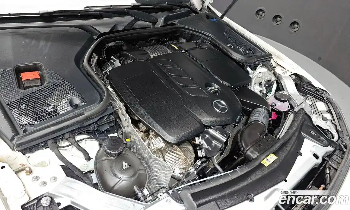 Mercedes-Benz E-Class 2022 1.9 гидро, фото 6