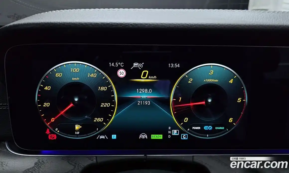 Mercedes-Benz E-Class 2022 1.9 гидро, фото 8