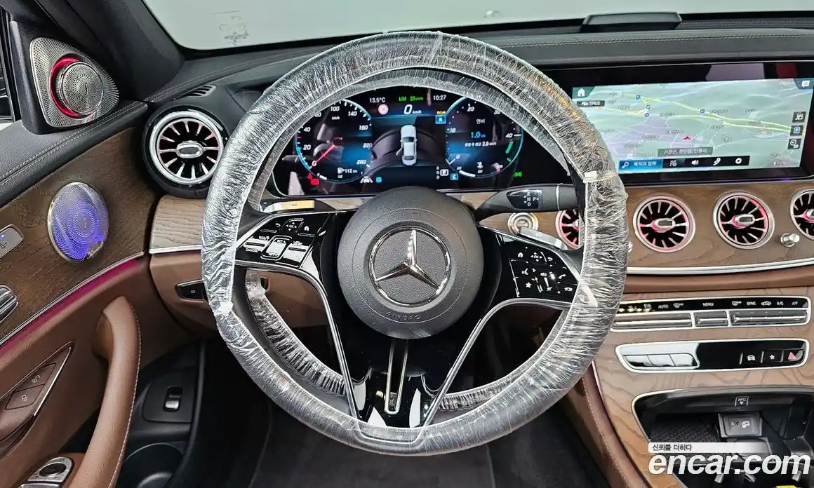 Mercedes-Benz E-Class 2022 2.0 гидро, фото 13