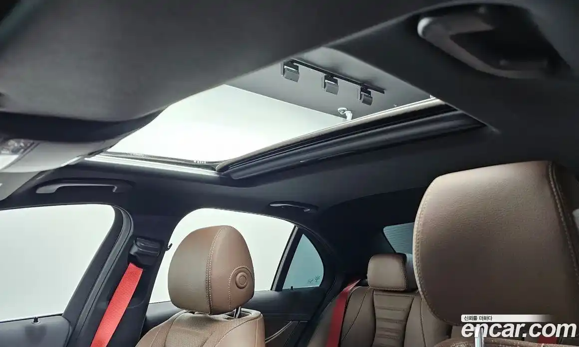Mercedes-Benz E-Class 2022 2.0 гидро, фото 20