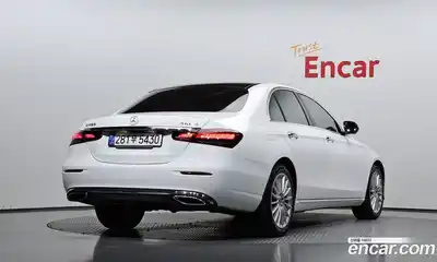 Mercedes-Benz E-Class 2022 2.0 гидро, миниатюра 2