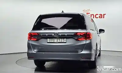 Honda Odyssey 2017 3.5 гидро в Москве № 896827, миниатюра 3