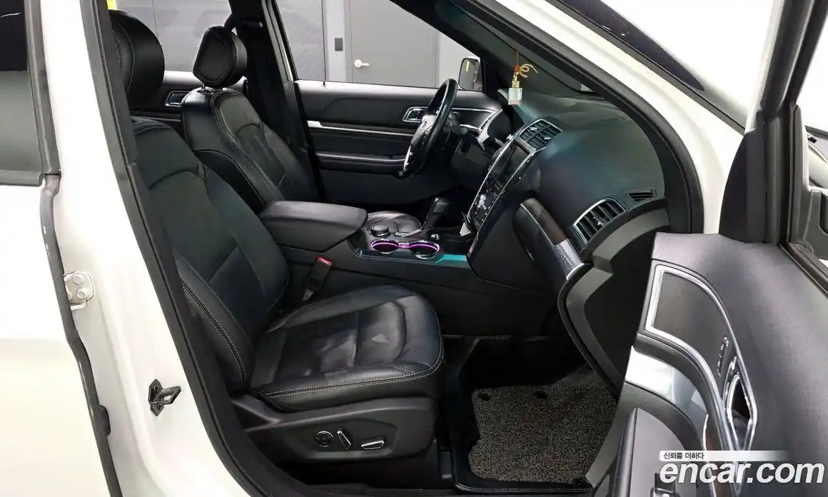 Ford Explorer 2016 2.3 гидро в Москве № 896972, фото 12