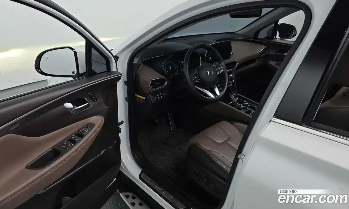 Hyundai Santa Fe 2019 2.0 Автомат в Москве № 927898, фото 10