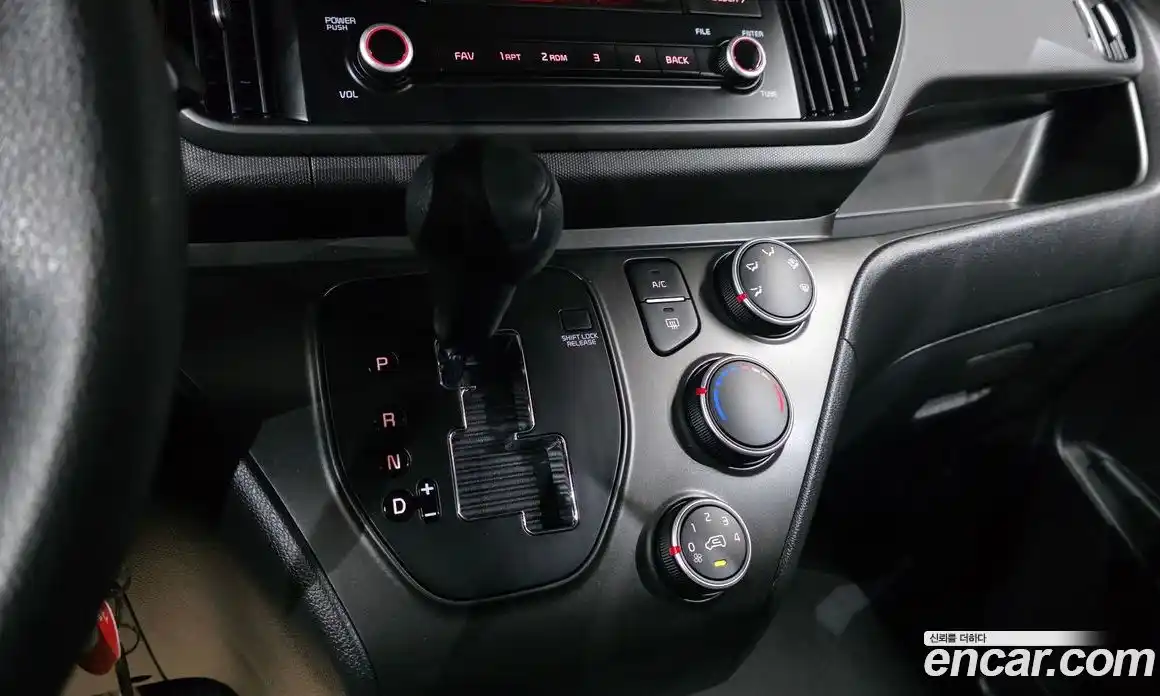 Kia Ray 2022 1.0 Автомат в Москве № 929669, фото 9