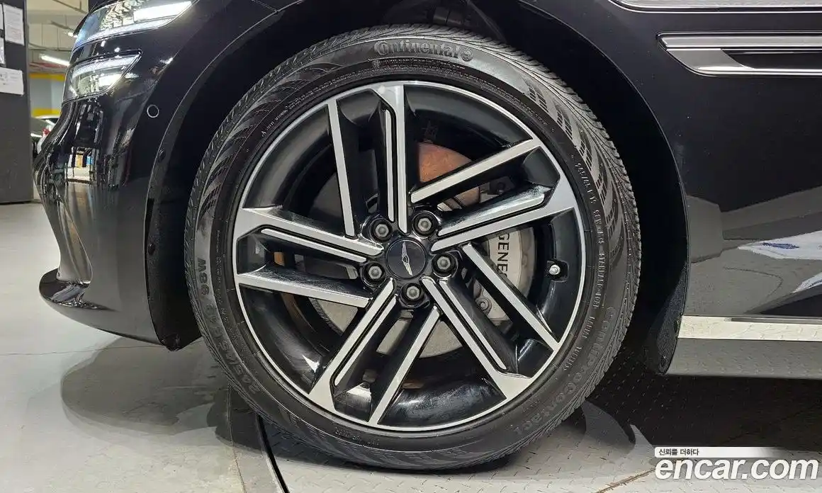 Genesis G80 2024 2.5 гидро, фото 5