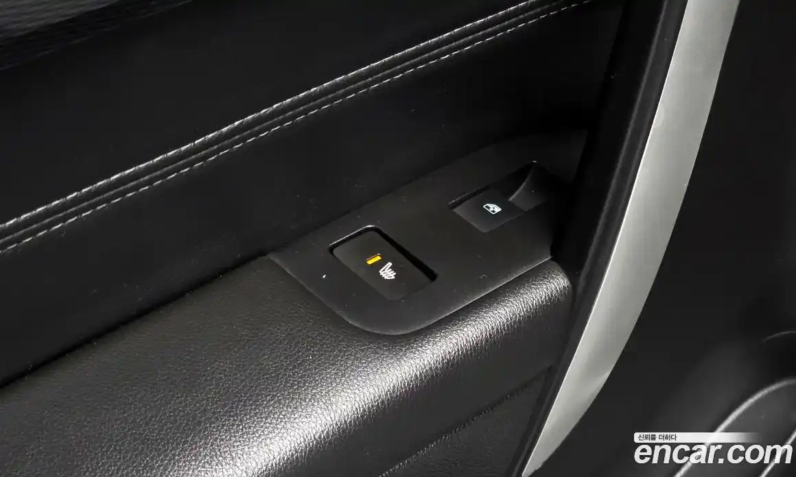 Chevrolet Captiva 2014 2.0 Автомат в Москве № 936135, фото 17