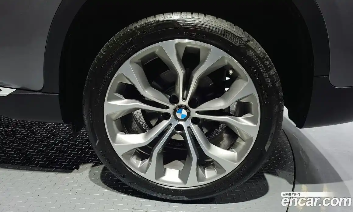 BMW X6 2018 3.0 гидро в Москве № 968785, фото 5