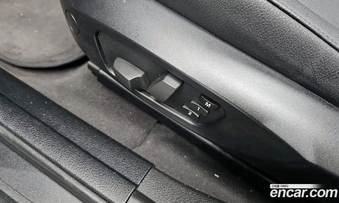 BMW X1 2014 2.0 гидро в Москве № 968847, фото 17