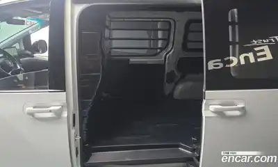 Hyundai Staria 2025 3.5 Автомат в Москве № 970664, миниатюра 11