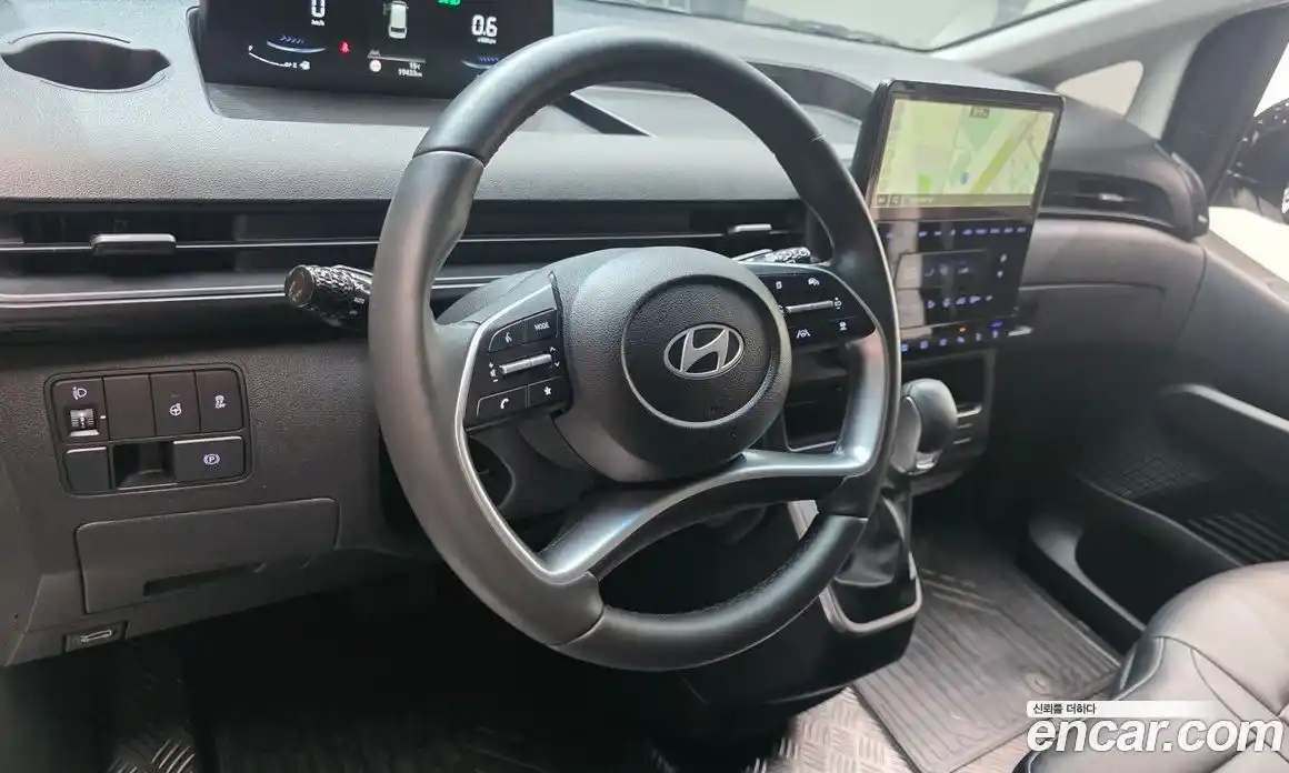 Hyundai Staria 2025 3.5 Автомат в Москве № 970664, фото 13