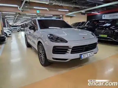 Porsche Cayenne, 2023