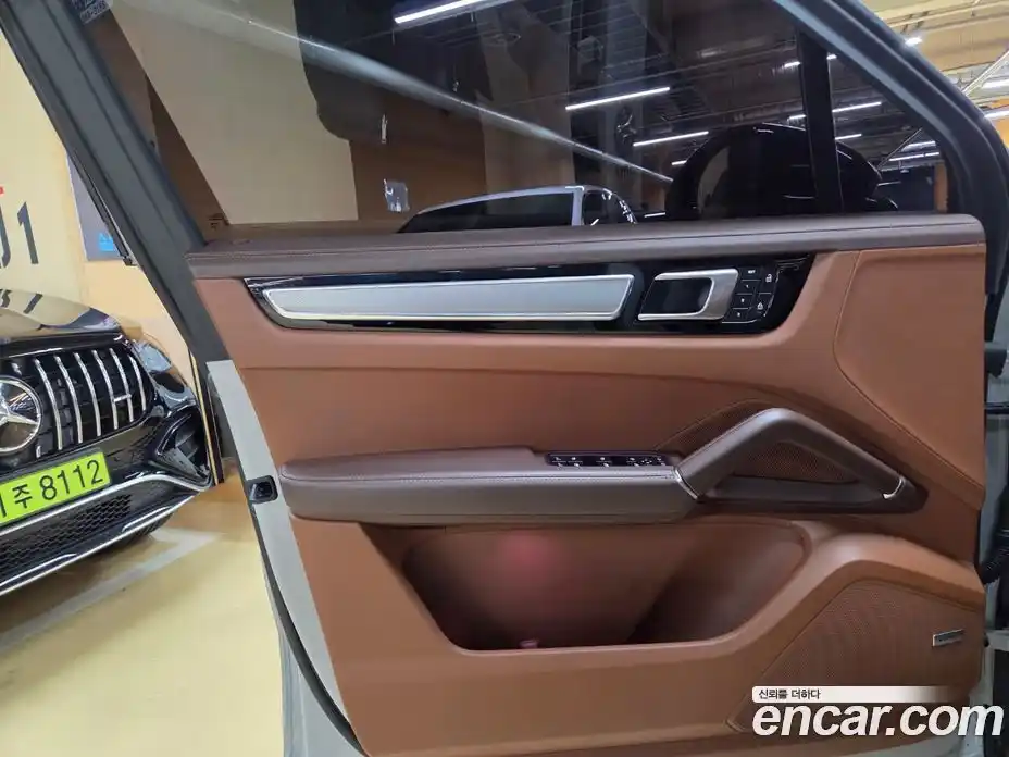 Porsche Cayenne 2023 3.0 гидро в Москве № 974467, фото 17