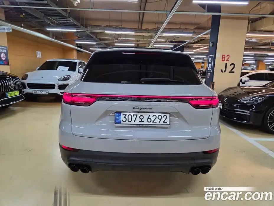 Porsche Cayenne 2023 3.0 гидро в Москве № 974467, фото 4