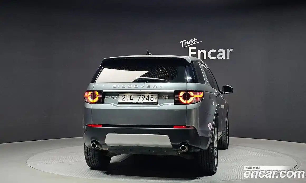 Land Rover Discovery Sport 2018 2.0 гидро в Москве № 975444, фото 4