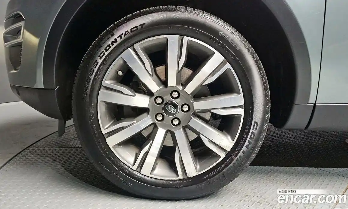 Land Rover Discovery Sport 2018 2.0 гидро в Москве № 975444, фото 5