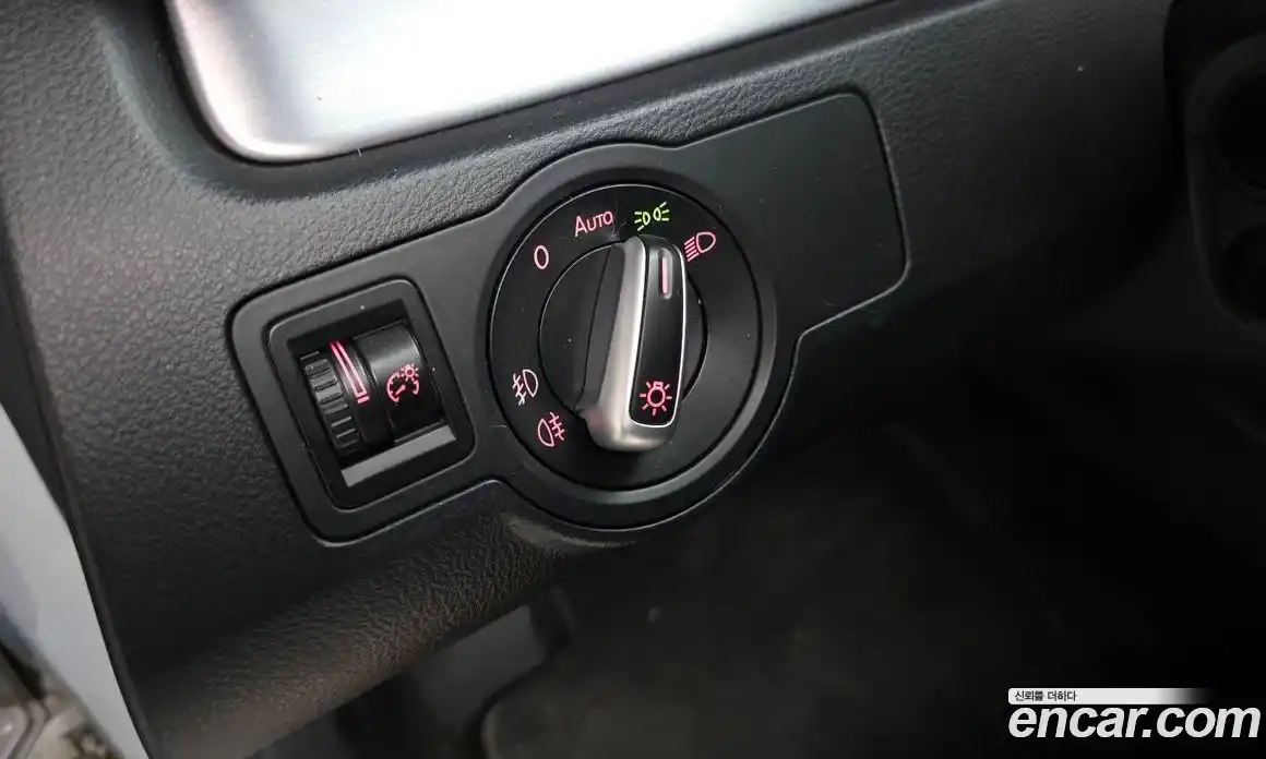 Volkswagen CC 2013 2.0 гидро в Москве № 976035, фото 17