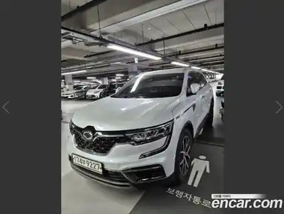 Renault QM6 2022 2.0 Автомат в Москве № 1000583, миниатюра 3