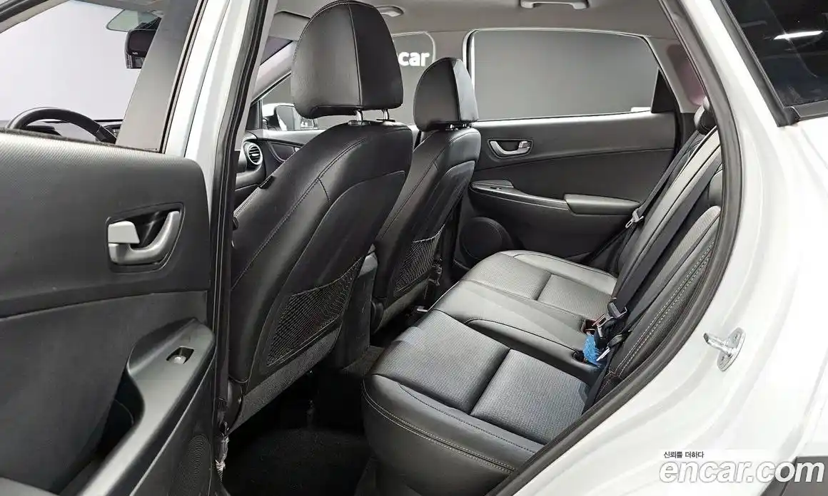 Hyundai Kona 2018 1.6 Автомат в Москве № 1002479, фото 12