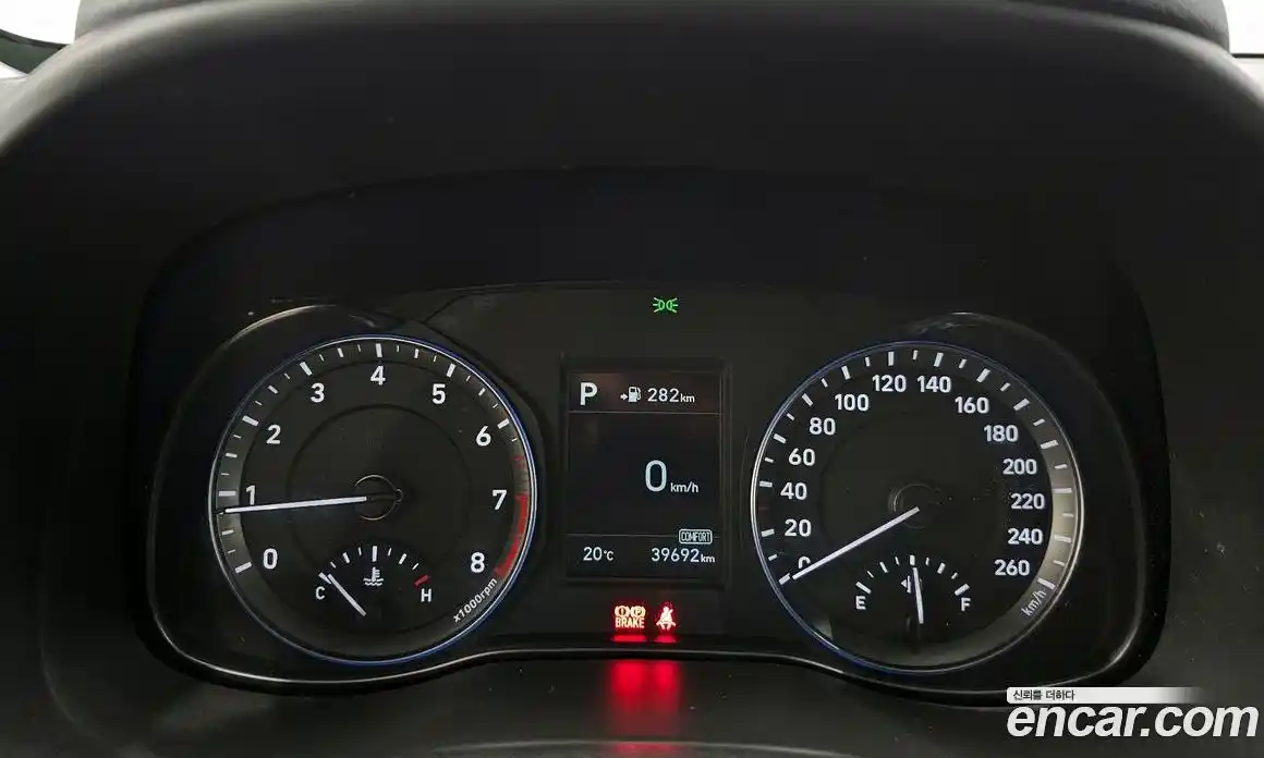 Hyundai Kona 2018 1.6 Автомат в Москве № 1002479, фото 8