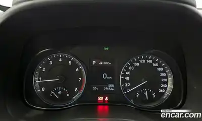 Hyundai Kona 2018 1.6 Автомат в Москве № 1002479, миниатюра 8