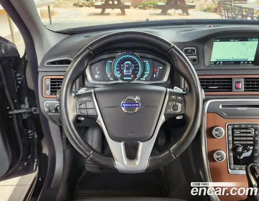 Volvo XC70 2016 2.0 гидро в Москве № 1004276, фото 16