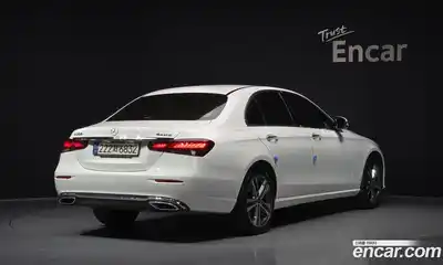 Mercedes-Benz E-Class 2022 2.0 гидро, миниатюра 2