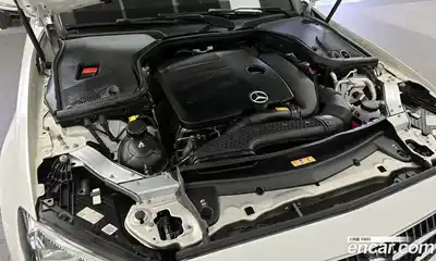 Mercedes-Benz E-Class 2022 2.0 гидро, миниатюра 6