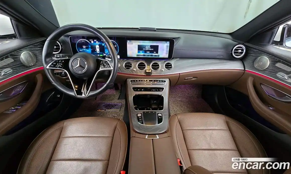 Mercedes-Benz E-Class 2022 2.0 гидро, фото 7