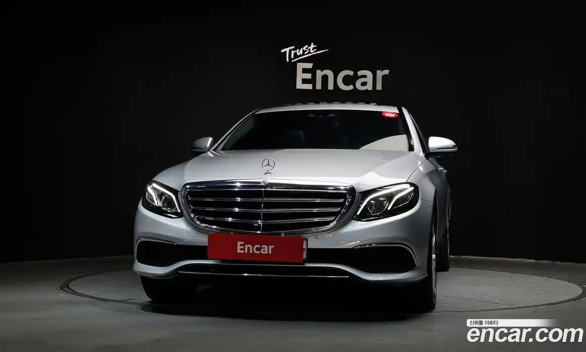 Mercedes-Benz E-Class 2018 2.0 гидро в Москве № 1006528, фото 3