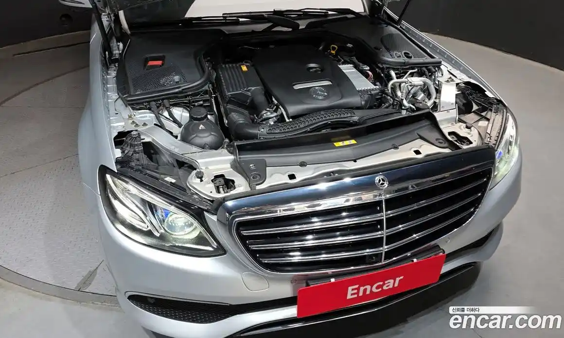 Mercedes-Benz E-Class 2018 2.0 гидро в Москве № 1006528, фото 6