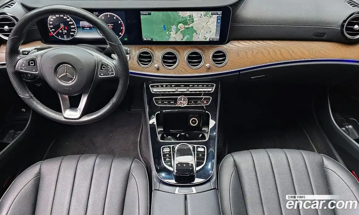 Mercedes-Benz E-Class 2018 2.0 гидро в Москве № 1006528, фото 7
