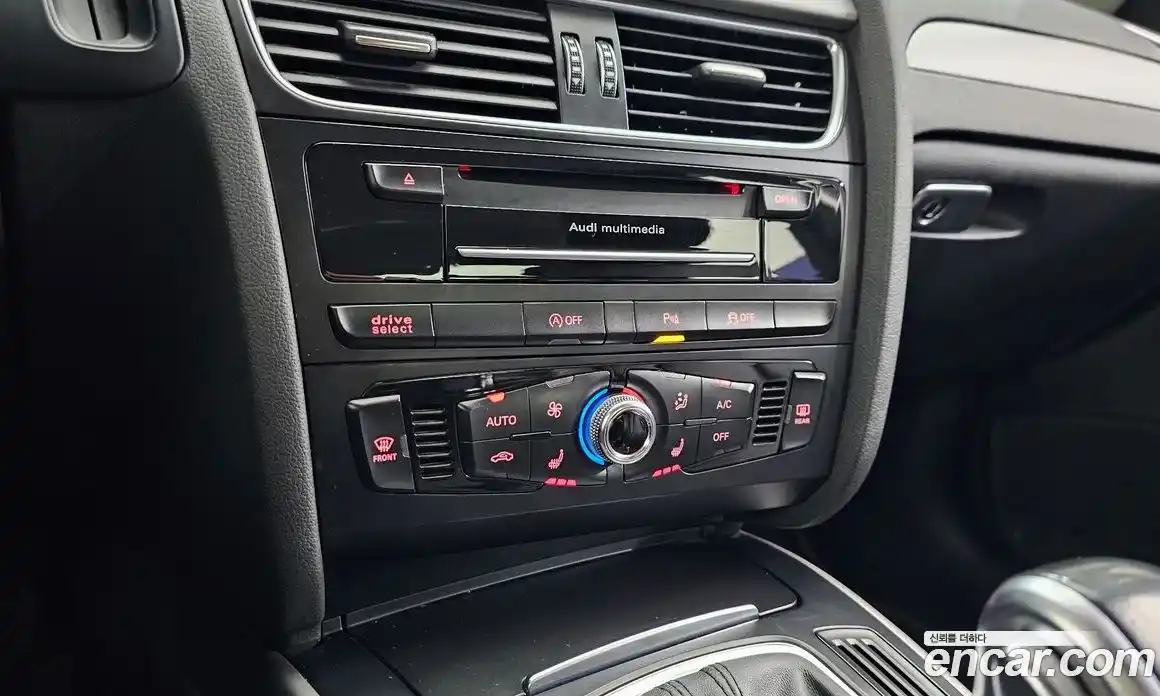 Audi A4 2014 2.0 Автомат в Москве № 1007988, фото 16