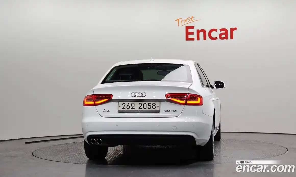 Audi A4 2014 2.0 Автомат в Москве № 1007988, фото 4