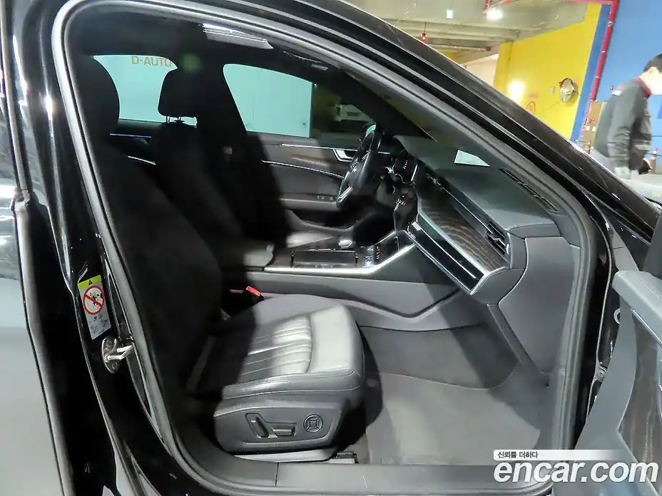 Audi A6 2020 2.0 Автомат в Москве № 1008128, фото 11