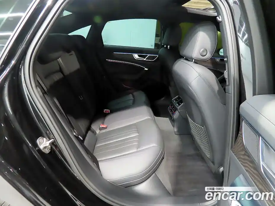 Audi A6 2020 2.0 Автомат в Москве № 1008128, фото 12