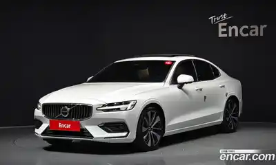 Volvo S60, 2024
