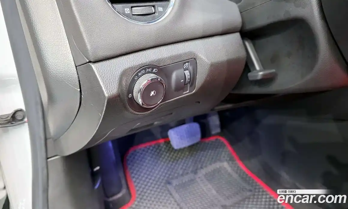 Chevrolet Cruze 2011 1.8 Автомат в Москве № 1011917, фото 16