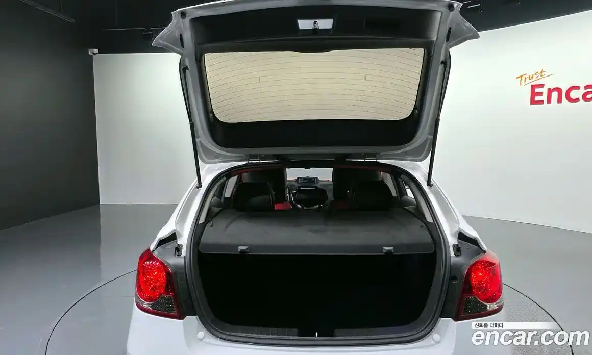 Chevrolet Cruze 2011 1.8 Автомат в Москве № 1011917, фото 20