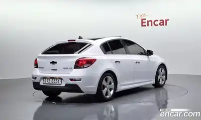 Chevrolet Cruze 2011 1.8 Автомат в Москве № 1011917, миниатюра 2