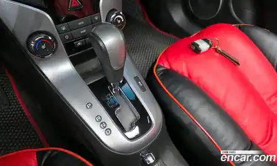 Chevrolet Cruze 2011 1.8 Автомат в Москве № 1011917, миниатюра 9